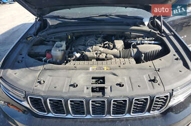 Внедорожник / Кроссовер Jeep Grand Cherokee 2021 в 
