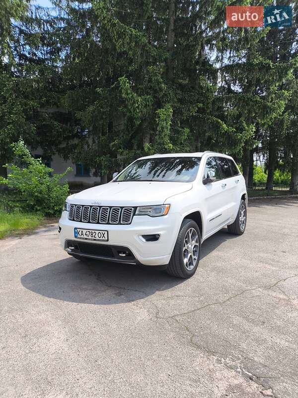 Внедорожник / Кроссовер Jeep Grand Cherokee 2018 в Киеве