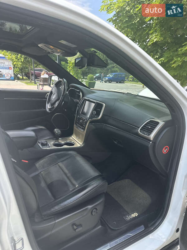 Внедорожник / Кроссовер Jeep Grand Cherokee 2013 в Хмельницком