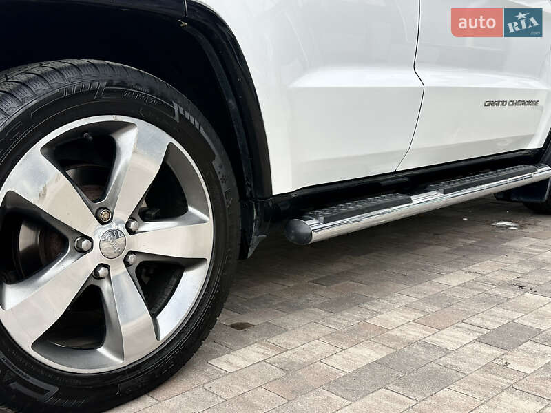 Внедорожник / Кроссовер Jeep Grand Cherokee 2013 в Чернигове