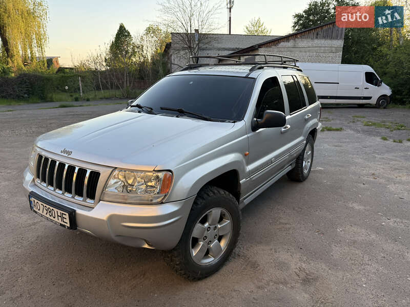 Внедорожник / Кроссовер Jeep Grand Cherokee 2003 в 