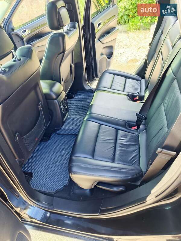 Позашляховик / Кросовер Jeep Grand Cherokee 2010 в Софіївській Борщагівці