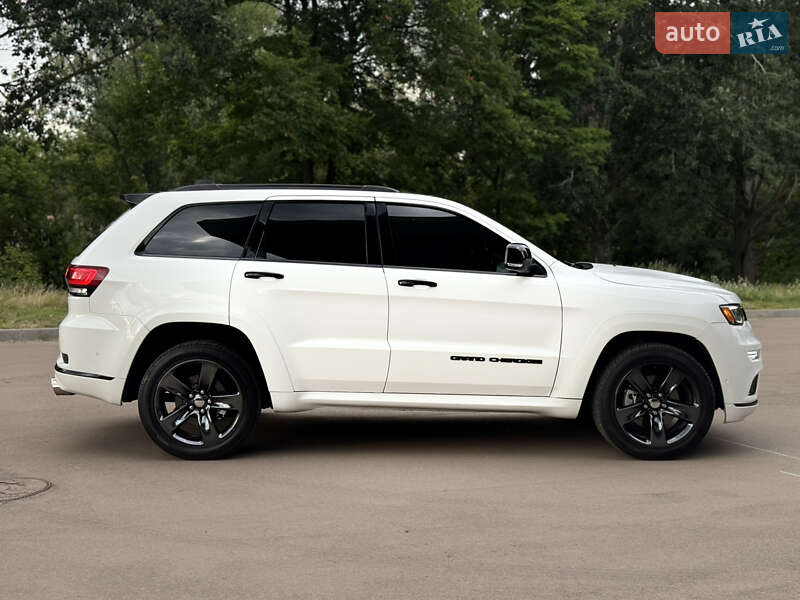 Внедорожник / Кроссовер Jeep Grand Cherokee 2021 в Сумах