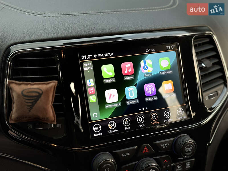 Внедорожник / Кроссовер Jeep Grand Cherokee 2021 в Сумах