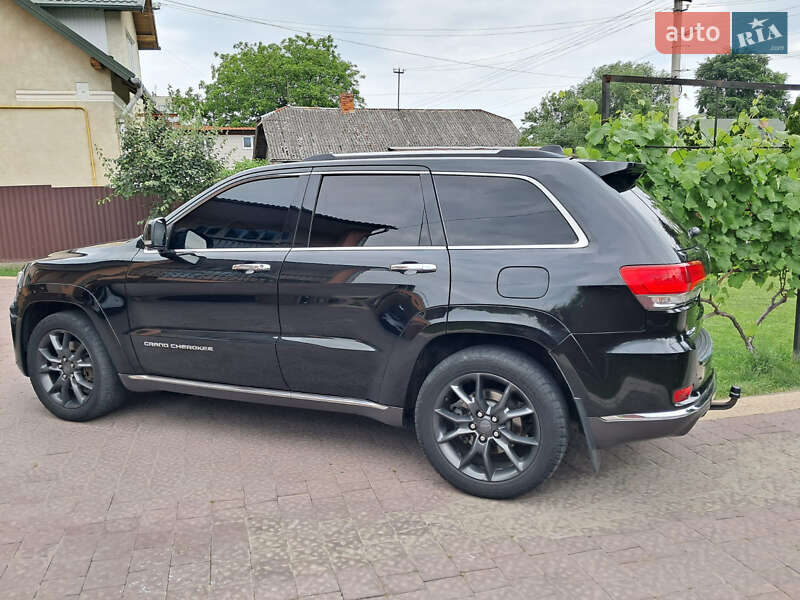 Внедорожник / Кроссовер Jeep Grand Cherokee 2014 в Львове