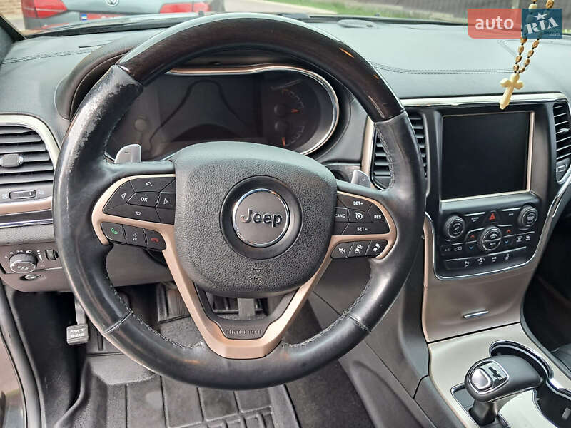 Внедорожник / Кроссовер Jeep Grand Cherokee 2014 в Львове
