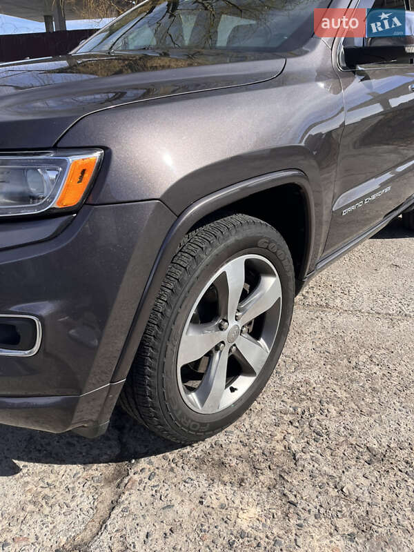 Позашляховик / Кросовер Jeep Grand Cherokee 2016 в Києві