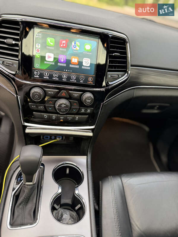 Позашляховик / Кросовер Jeep Grand Cherokee 2019 в Києві