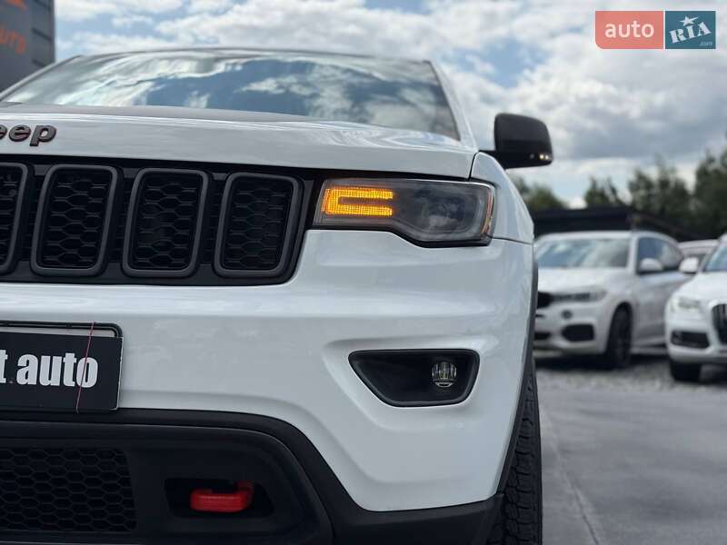 Внедорожник / Кроссовер Jeep Grand Cherokee 2021 в Ровно