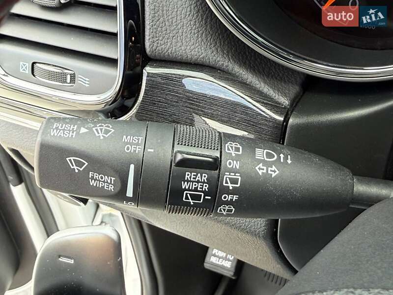 Внедорожник / Кроссовер Jeep Grand Cherokee 2021 в Ровно