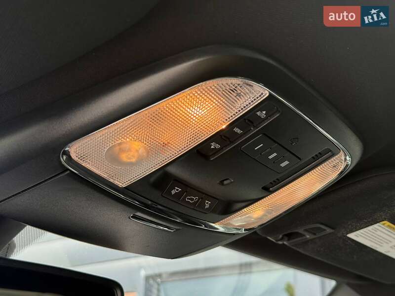 Внедорожник / Кроссовер Jeep Grand Cherokee 2021 в Ровно