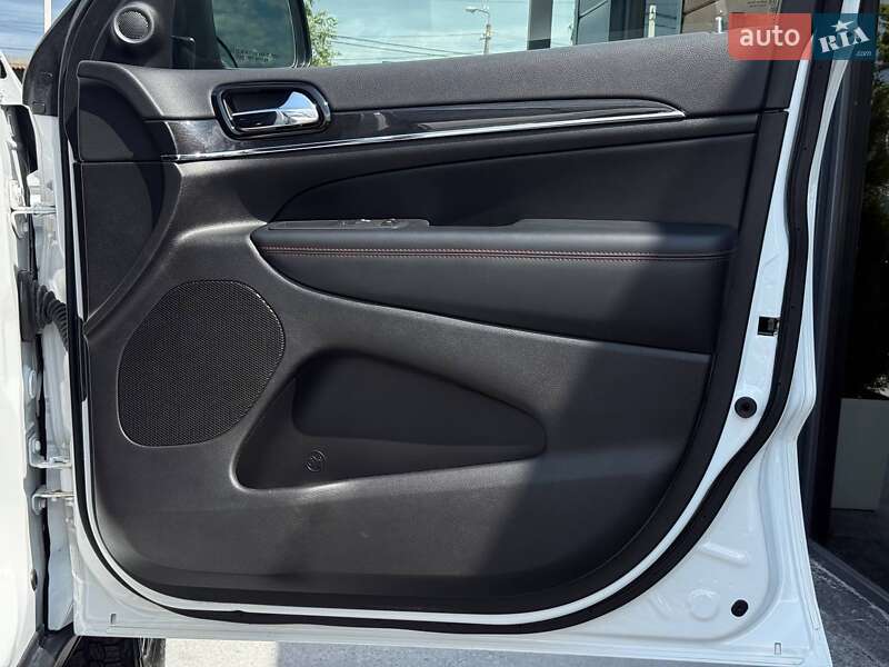 Внедорожник / Кроссовер Jeep Grand Cherokee 2021 в Ровно