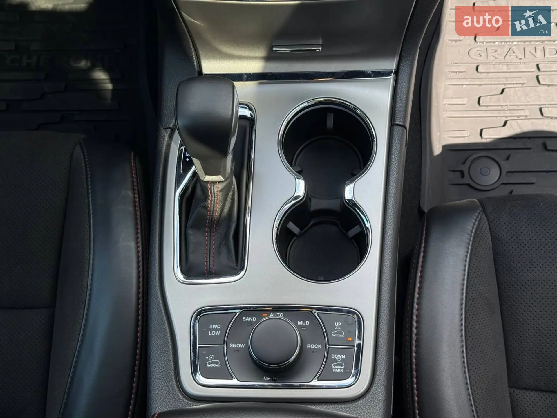2021 Jeep Grand Cherokee - мініатюра 56