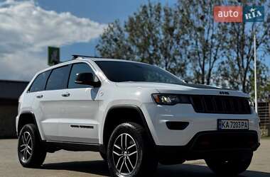 Внедорожник / Кроссовер Jeep Grand Cherokee 2018 в 