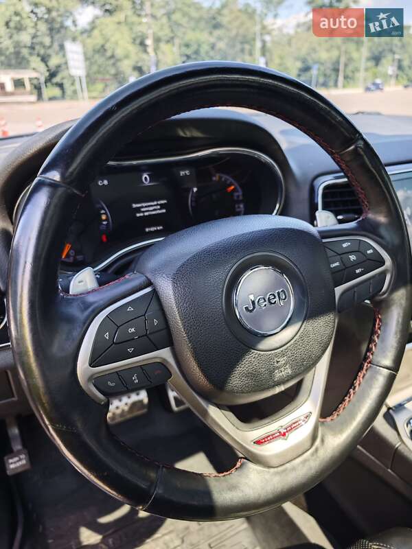 Внедорожник / Кроссовер Jeep Grand Cherokee 2018 в Киеве