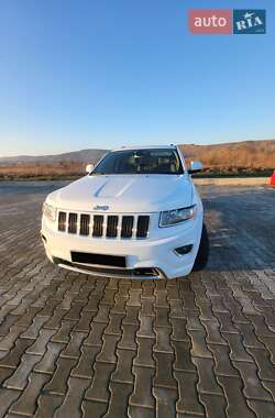 Позашляховик / Кросовер Jeep Grand Cherokee 2015 в Києві