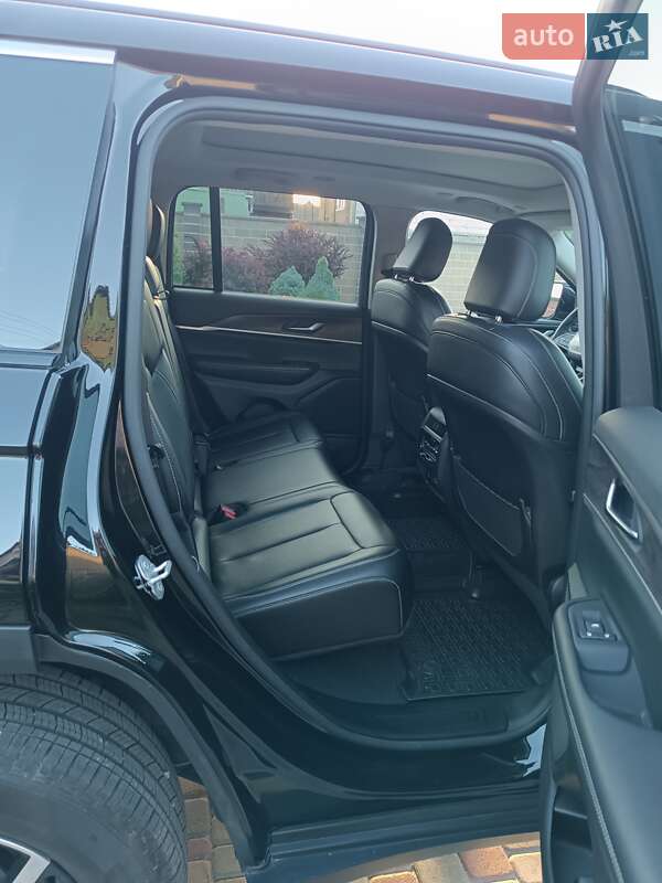 Позашляховик / Кросовер Jeep Grand Cherokee 2023 в Лубнах