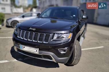 Внедорожник / Кроссовер Jeep Grand Cherokee 2016 в Николаеве