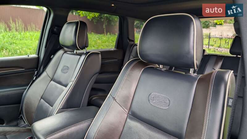 Внедорожник / Кроссовер Jeep Grand Cherokee 2017 в Сумах