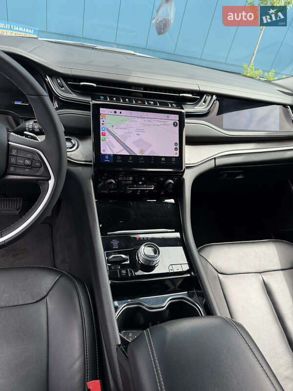 Внедорожник / Кроссовер Jeep Grand Cherokee 2022 в Киеве