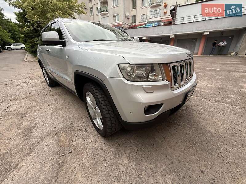 Позашляховик / Кросовер Jeep Grand Cherokee 2011 в Львові