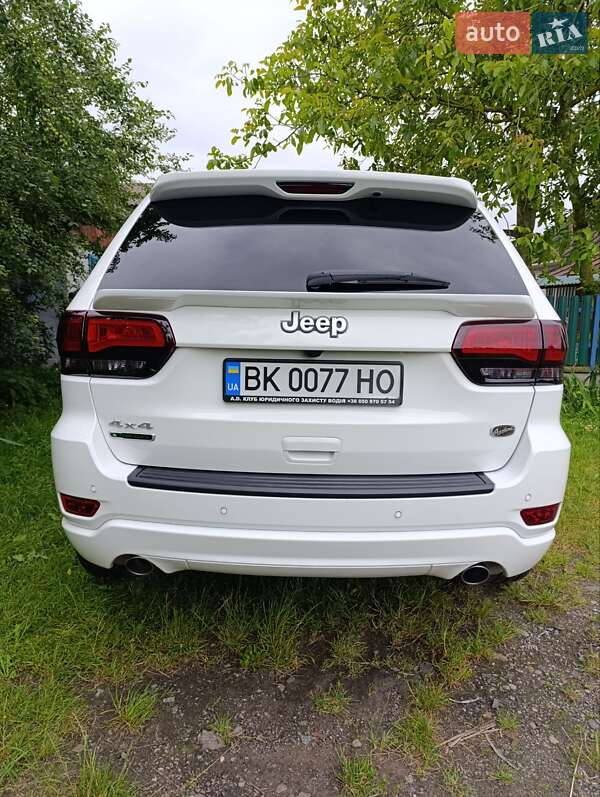 Внедорожник / Кроссовер Jeep Grand Cherokee 2021 в Ровно