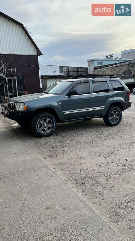 Внедорожник / Кроссовер Jeep Grand Cherokee 2006 в Светловодске
