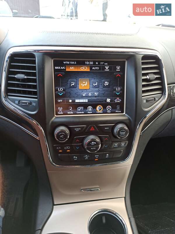 Внедорожник / Кроссовер Jeep Grand Cherokee 2013 в Тернополе