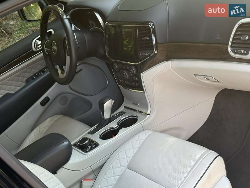 Внедорожник / Кроссовер Jeep Grand Cherokee 2019 в Запорожье фото 10 Внедорожник / Кроссовер Jeep Grand Cherokee 2019 в Запорожье