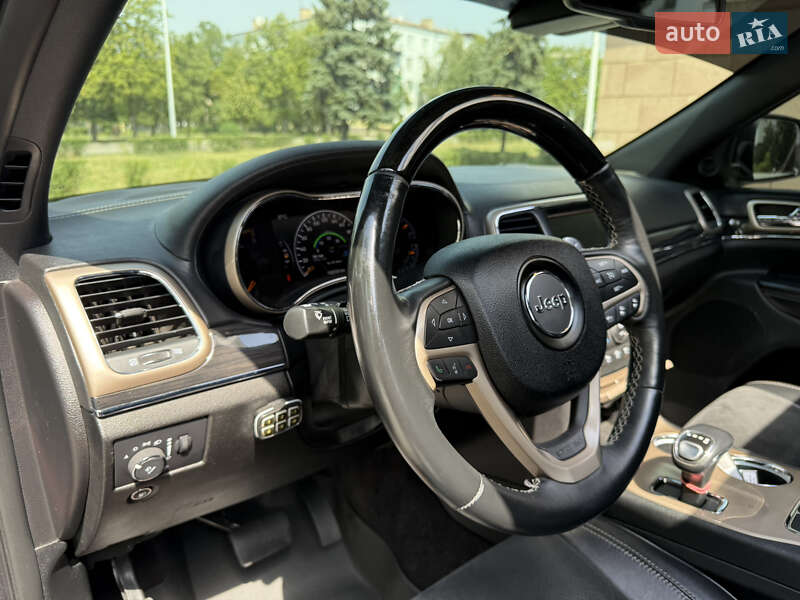 Позашляховик / Кросовер Jeep Grand Cherokee 2015 в Дніпрі
