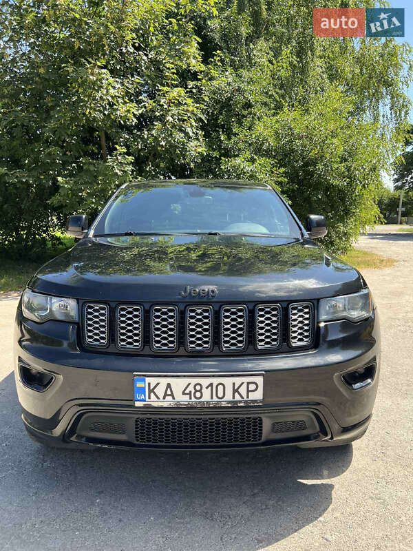 Внедорожник / Кроссовер Jeep Grand Cherokee 2018 в Староконстантинове