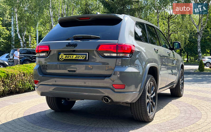 Внедорожник / Кроссовер Jeep Grand Cherokee 2020 в Львове