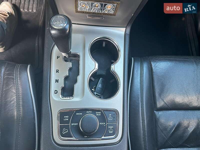 Внедорожник / Кроссовер Jeep Grand Cherokee 2012 в Киеве