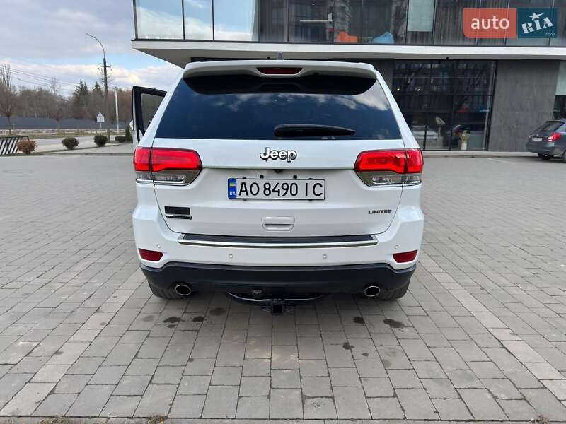 Внедорожник / Кроссовер Jeep Grand Cherokee 2014 в Ужгороде