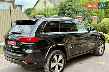 Внедорожник / Кроссовер Jeep Grand Cherokee 2015 в 