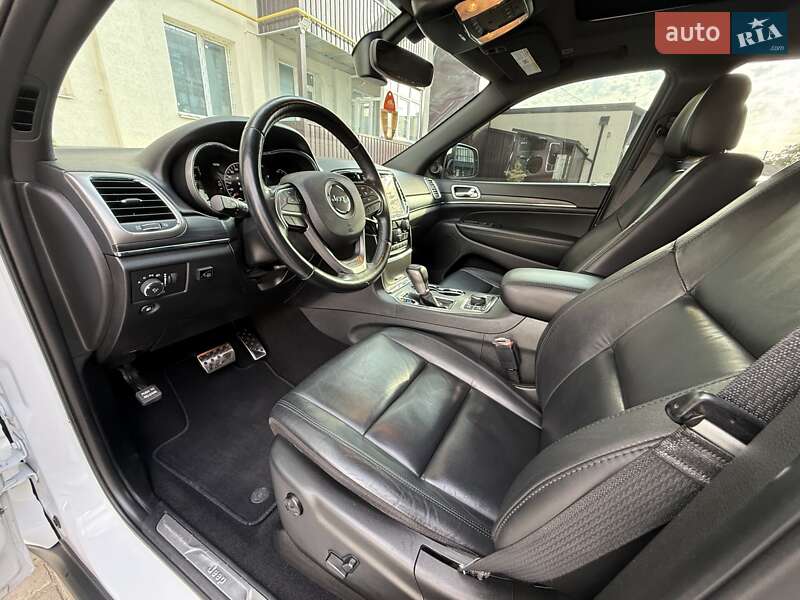 Внедорожник / Кроссовер Jeep Grand Cherokee 2021 в Ромнах