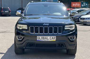 Внедорожник / Кроссовер Jeep Grand Cherokee 2016 в 