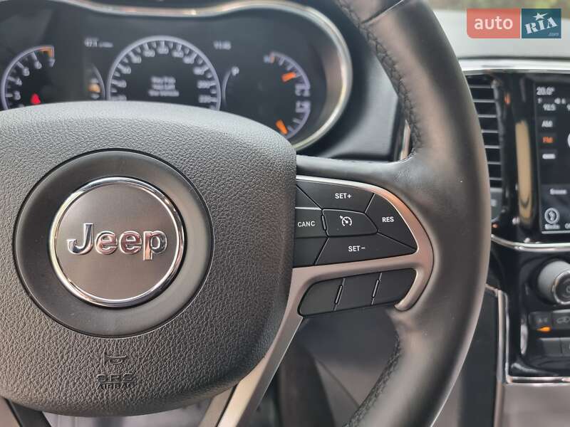 Внедорожник / Кроссовер Jeep Grand Cherokee 2018 в Киеве