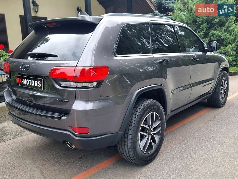 Внедорожник / Кроссовер Jeep Grand Cherokee 2018 в Киеве