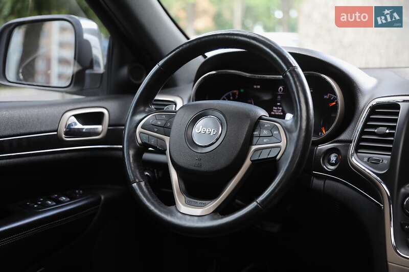Внедорожник / Кроссовер Jeep Grand Cherokee 2013 в Харькове