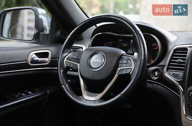 Внедорожник / Кроссовер Jeep Grand Cherokee 2013 в 