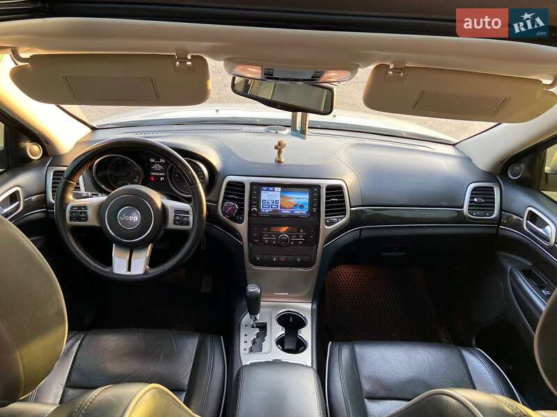 Внедорожник / Кроссовер Jeep Grand Cherokee 2011 в Первомайске