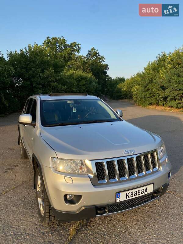 Внедорожник / Кроссовер Jeep Grand Cherokee 2011 в Первомайске