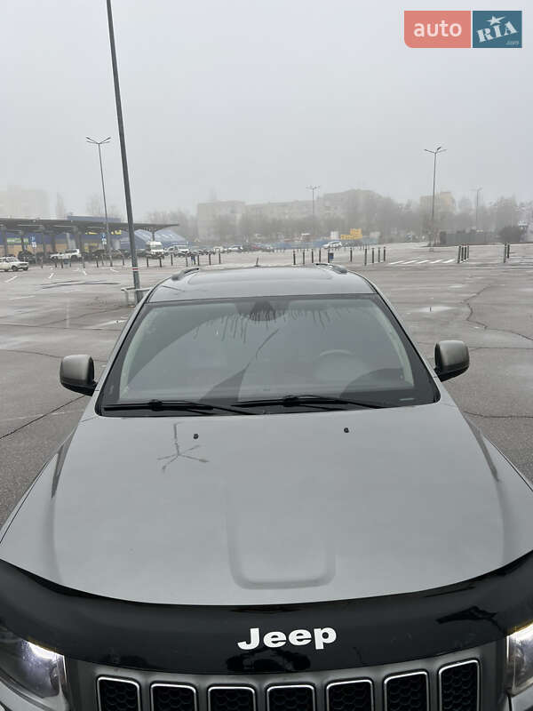 Позашляховик / Кросовер Jeep Grand Cherokee 2011 в Харкові