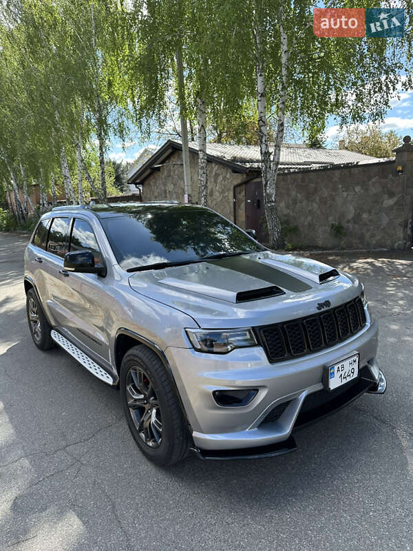 Внедорожник / Кроссовер Jeep Grand Cherokee 2015 в Киеве