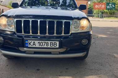 Внедорожник / Кроссовер Jeep Grand Cherokee 2006 в 