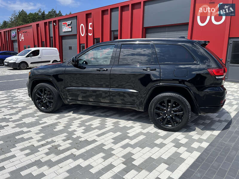 Внедорожник / Кроссовер Jeep Grand Cherokee 2020 в Львове