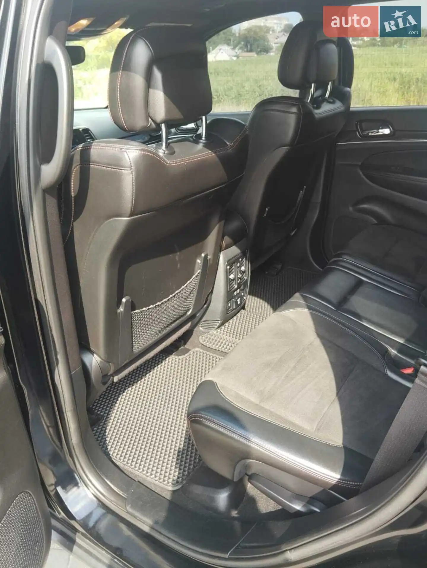 2019 Jeep Grand Cherokee - мініатюра 8