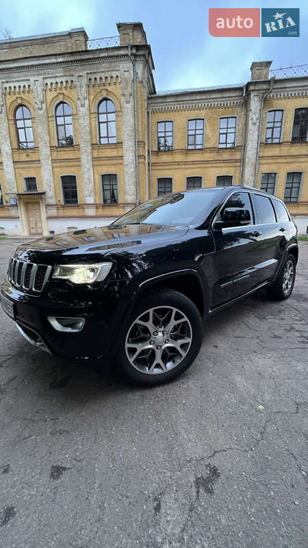Внедорожник / Кроссовер Jeep Grand Cherokee 2021 в Чернигове