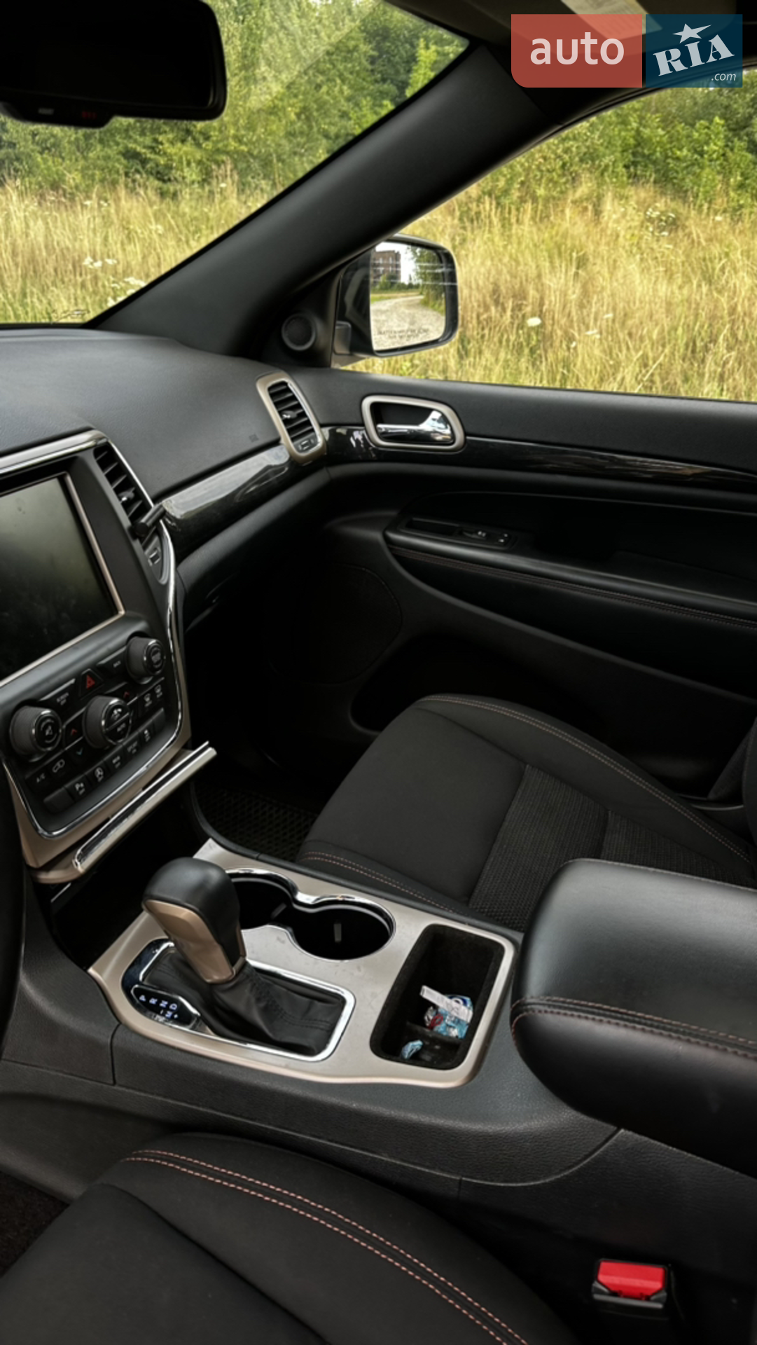2016 Jeep Grand Cherokee - мініатюра 23